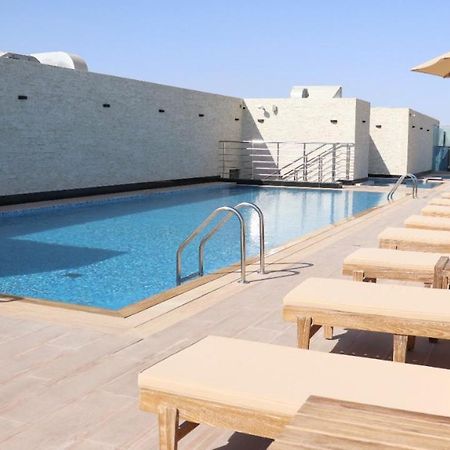 Al Riyadh Hotel Apartments Abu Dhabi Eksteriør billede