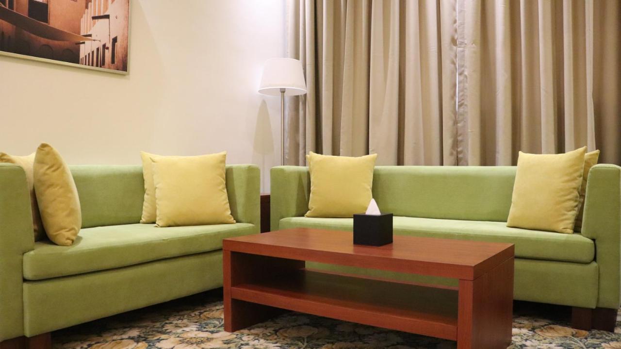 Al Riyadh Hotel Apartments Abu Dhabi Eksteriør billede