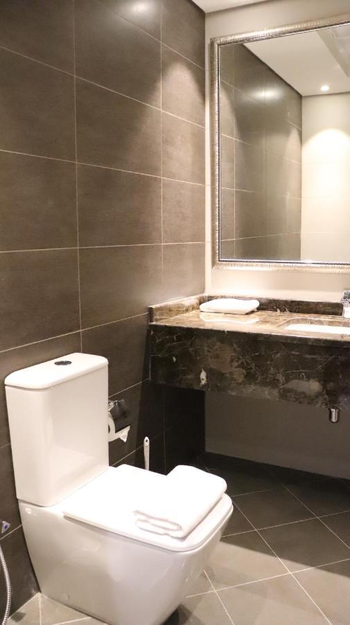 Al Riyadh Hotel Apartments Abu Dhabi Eksteriør billede