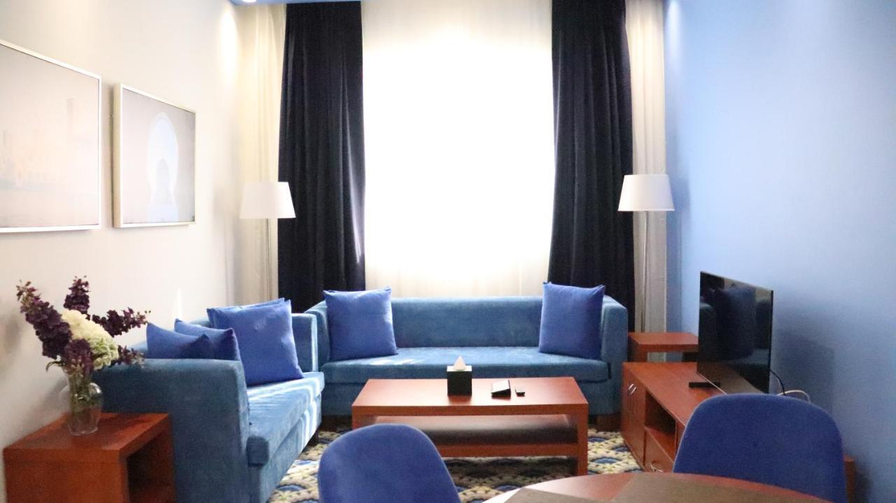 Al Riyadh Hotel Apartments Abu Dhabi Eksteriør billede
