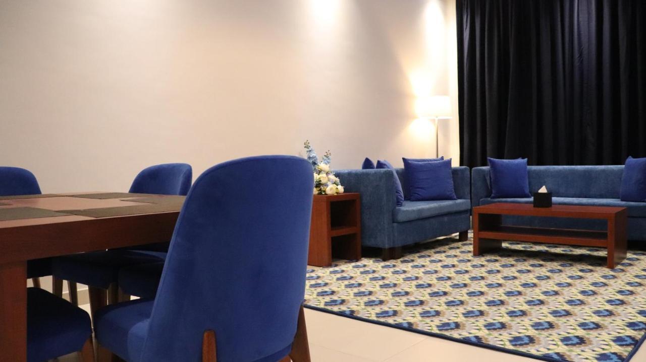 Al Riyadh Hotel Apartments Abu Dhabi Eksteriør billede