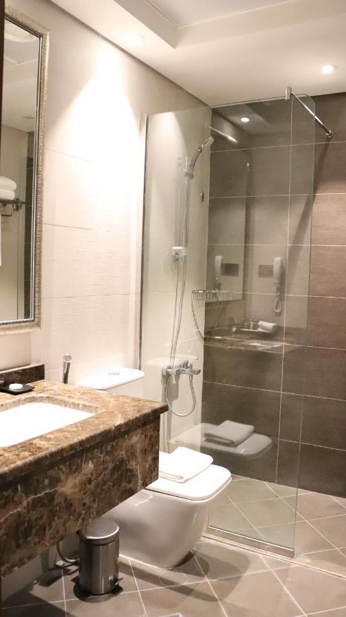 Al Riyadh Hotel Apartments Abu Dhabi Eksteriør billede