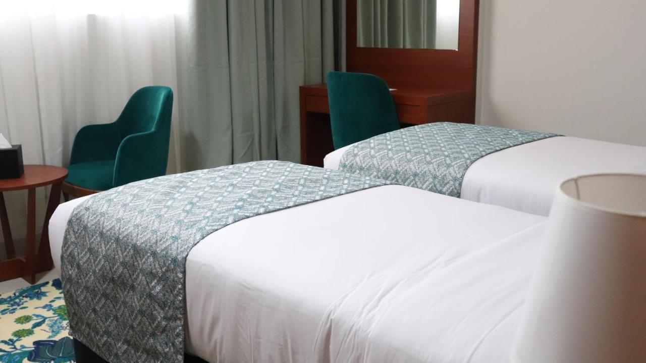 Al Riyadh Hotel Apartments Abu Dhabi Eksteriør billede