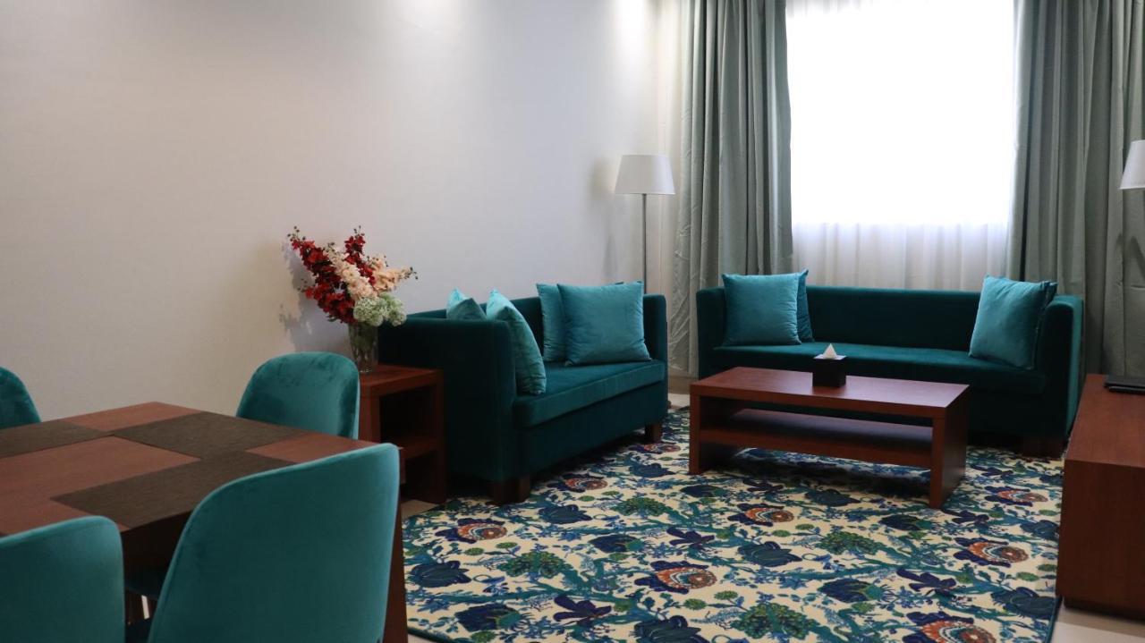 Al Riyadh Hotel Apartments Abu Dhabi Eksteriør billede