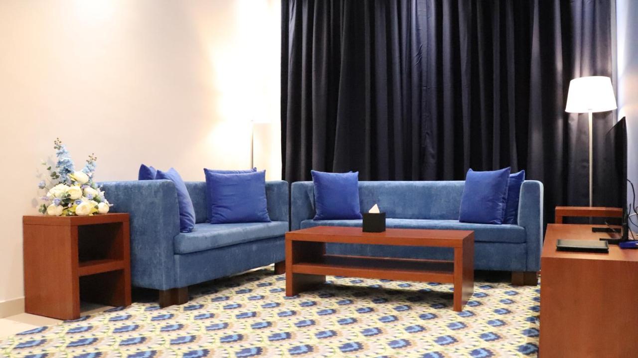 Al Riyadh Hotel Apartments Abu Dhabi Eksteriør billede