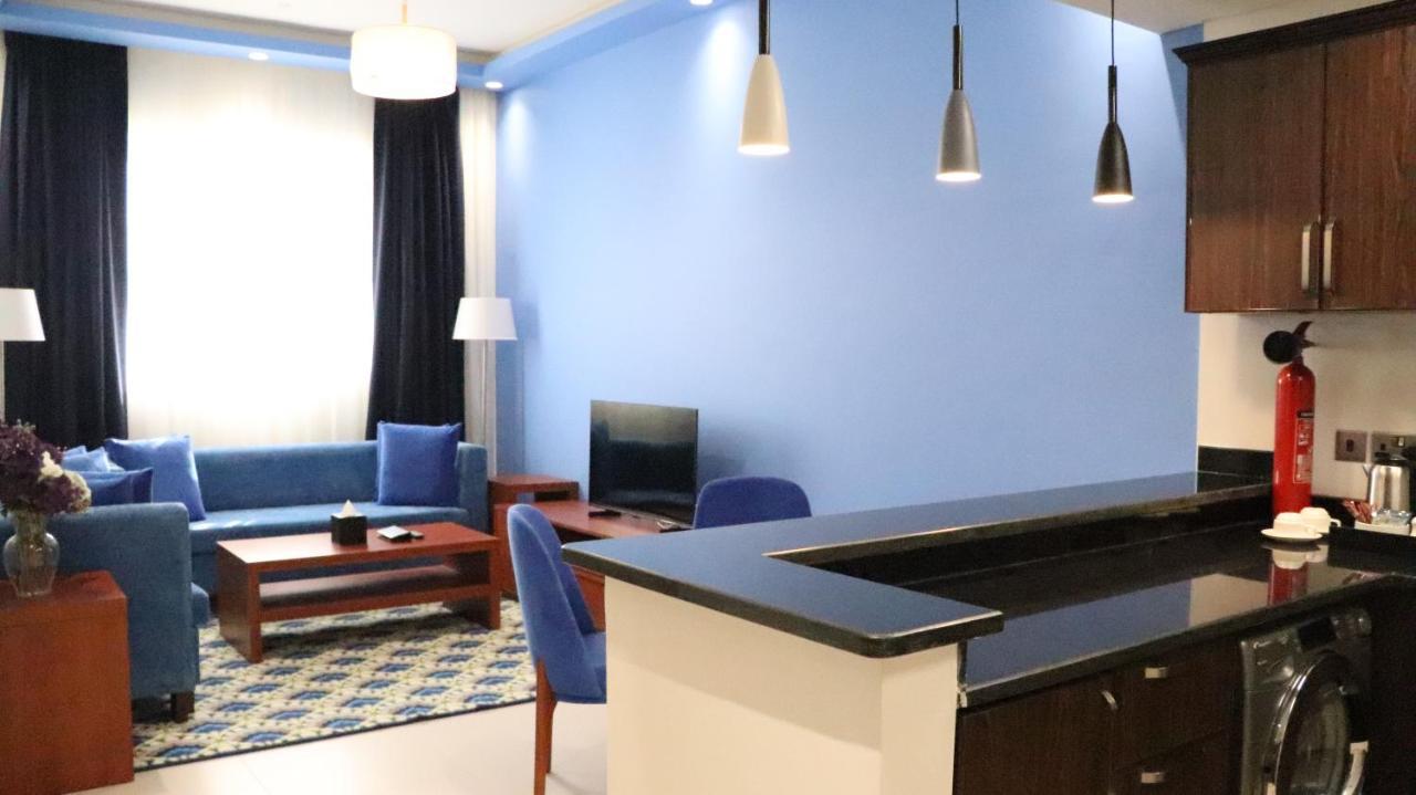 Al Riyadh Hotel Apartments Abu Dhabi Eksteriør billede