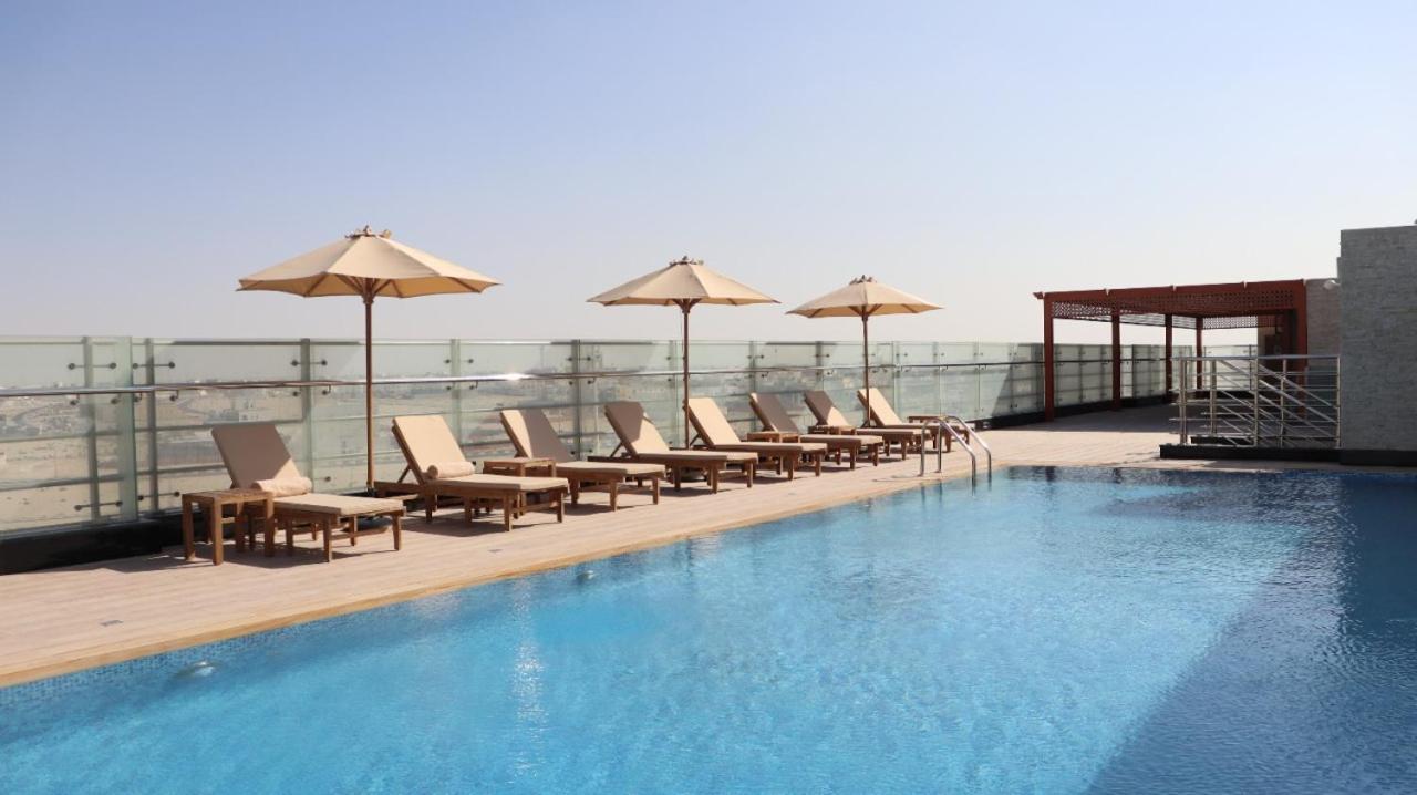 Al Riyadh Hotel Apartments Abu Dhabi Eksteriør billede
